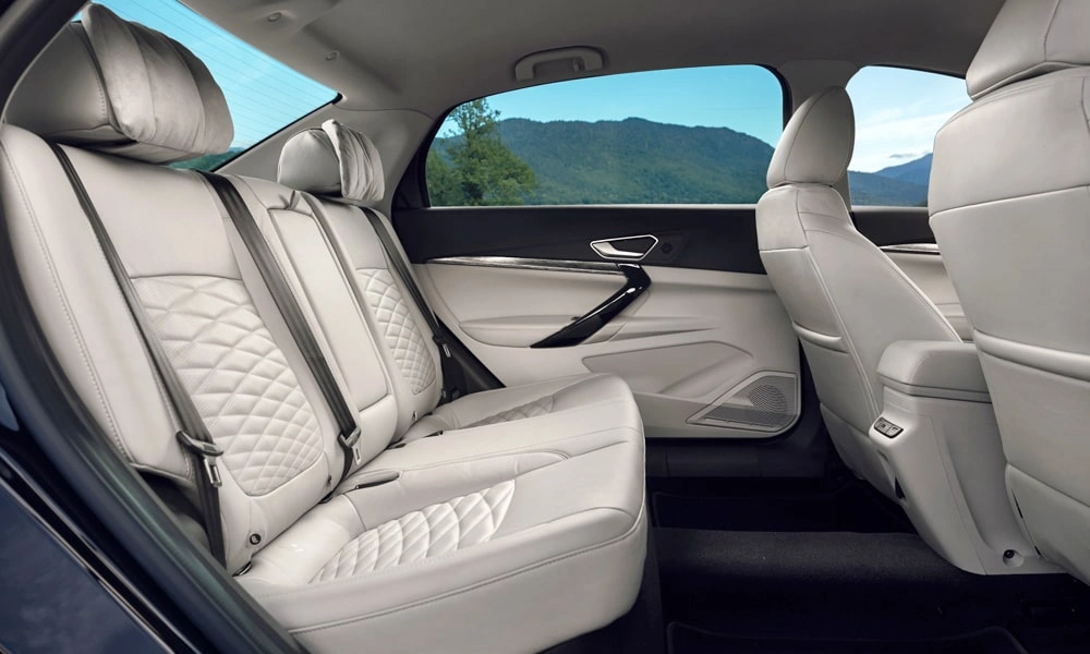 Lada Aura - фото №29