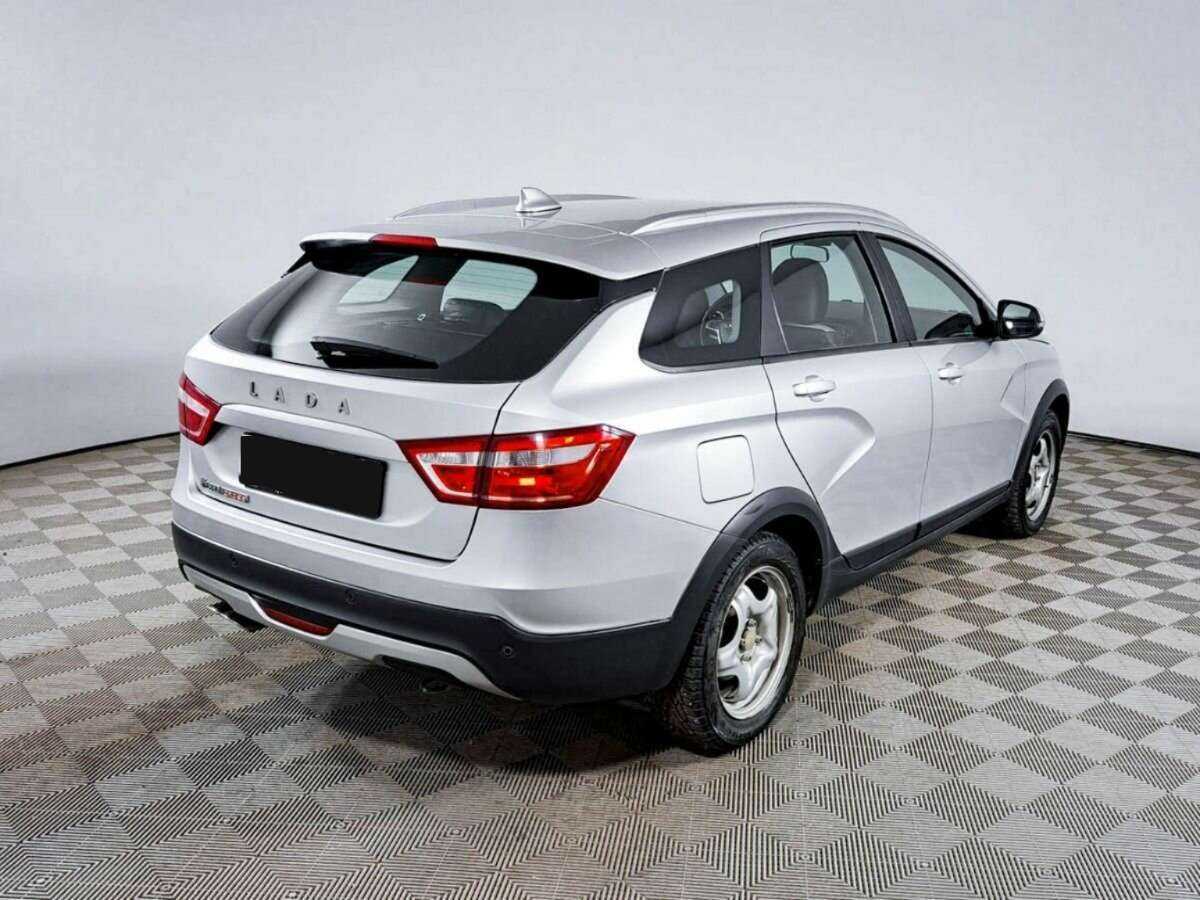 Lada (ВАЗ) Vesta SW, 2020 - фото №4